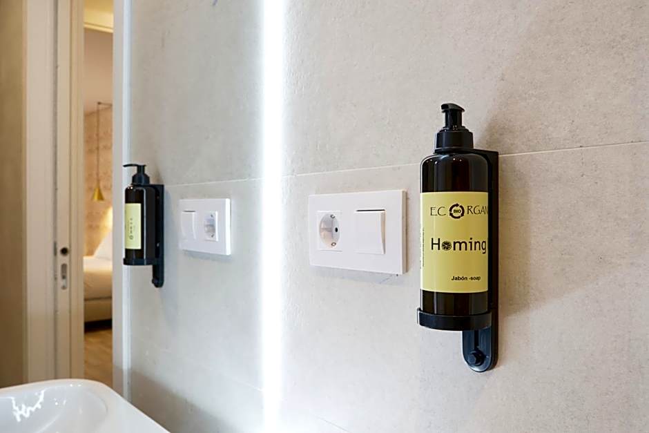 Casa Pizarro, by Homing U