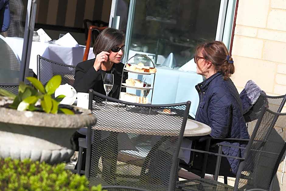 Stratton House Hotel