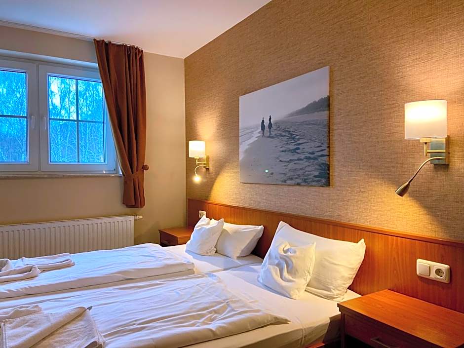 Friesenhof Hotel-Restaurant-Reitanlage