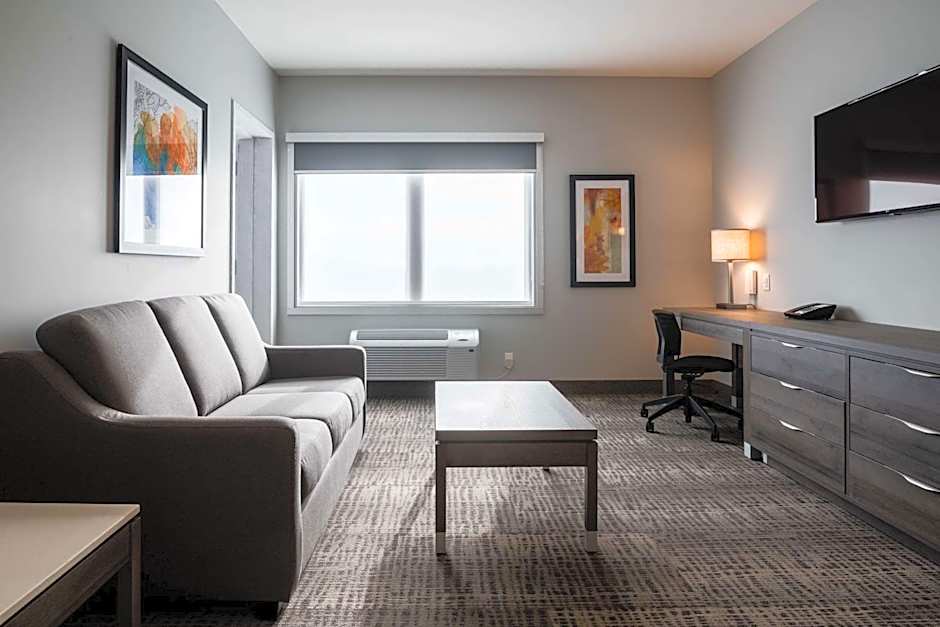 Amsterdam Inn & Suites, an Ascend Collection Hotel