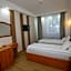 Hotel Senator