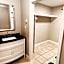 Fresh & Bright Private Suite