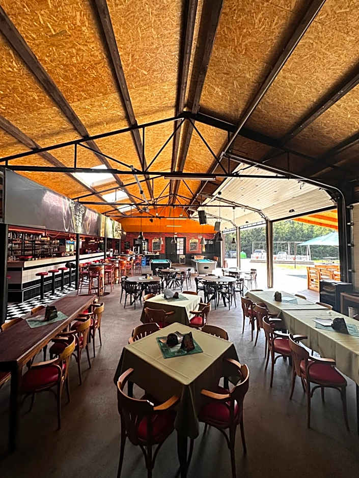 Chatový areál Zděřina