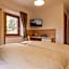 SAN PIETRO DOLOMITI Small Budget Hotel