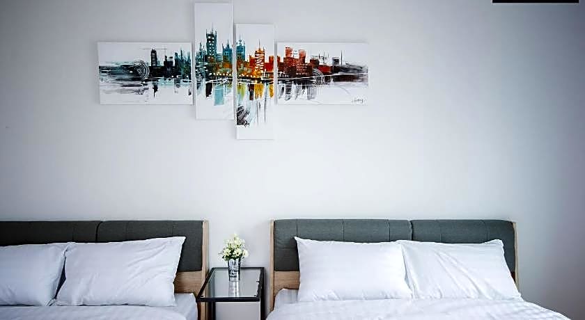 The LogBook room and cafe'