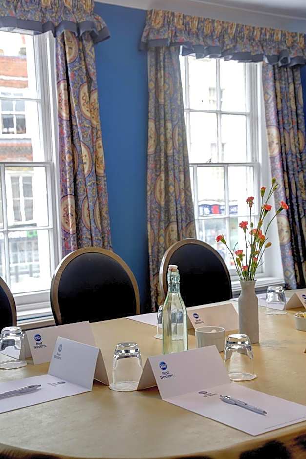 The Rose & Crown Hotel