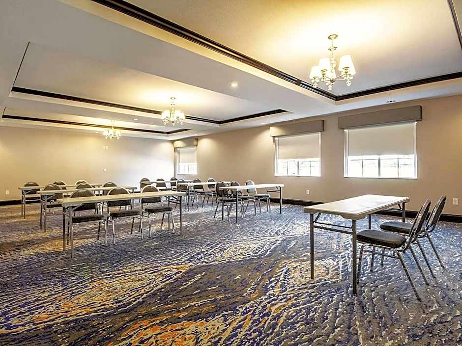 La Quinta Inn & Suites by Wyndham Mckinney