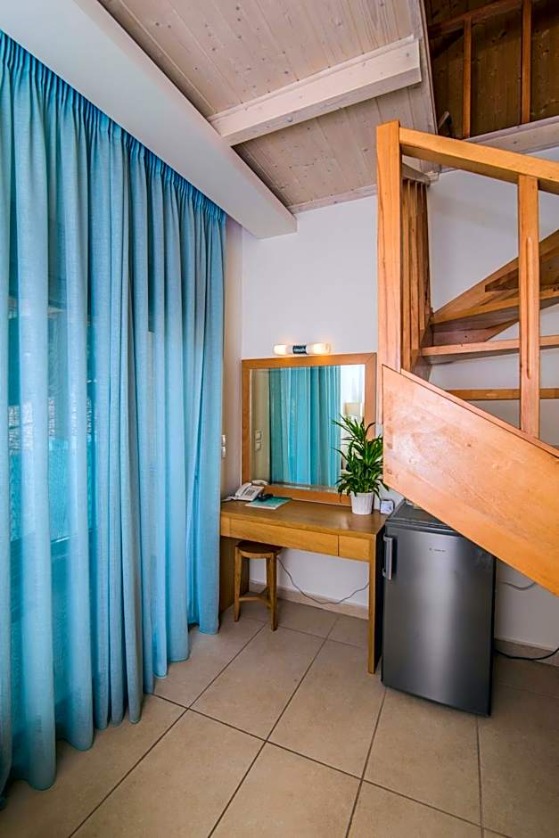 Grand TheoNi Boutique Hotel & Spa