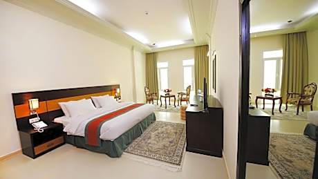 Deluxe King Room