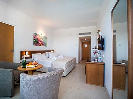 Classic Double or Twin Run of the House