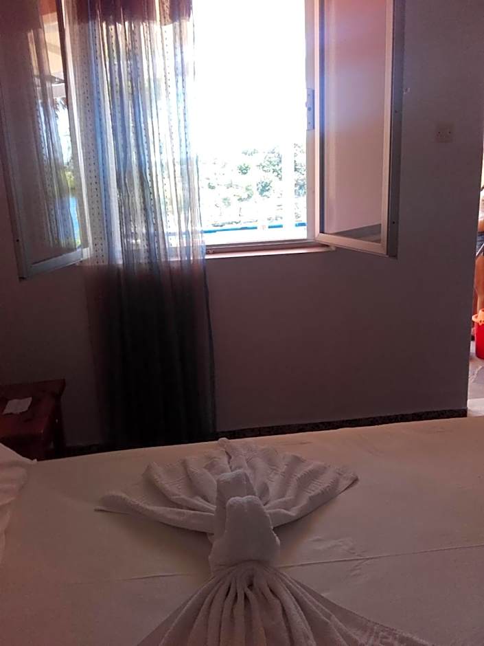 Rooms Apostolis