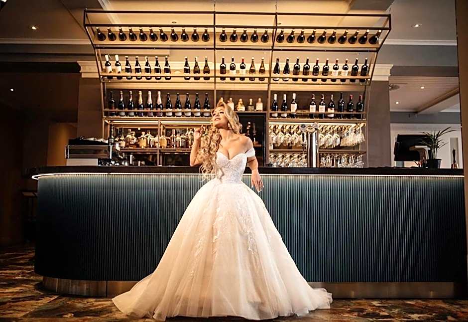 MERCURE KLAIPEDA CITY HOTEL, Meetings, Events, Restaurant & Bar - Accor Group, Pet Stay FREE