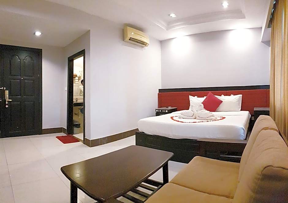 Photo 1 of 5 of Double Room