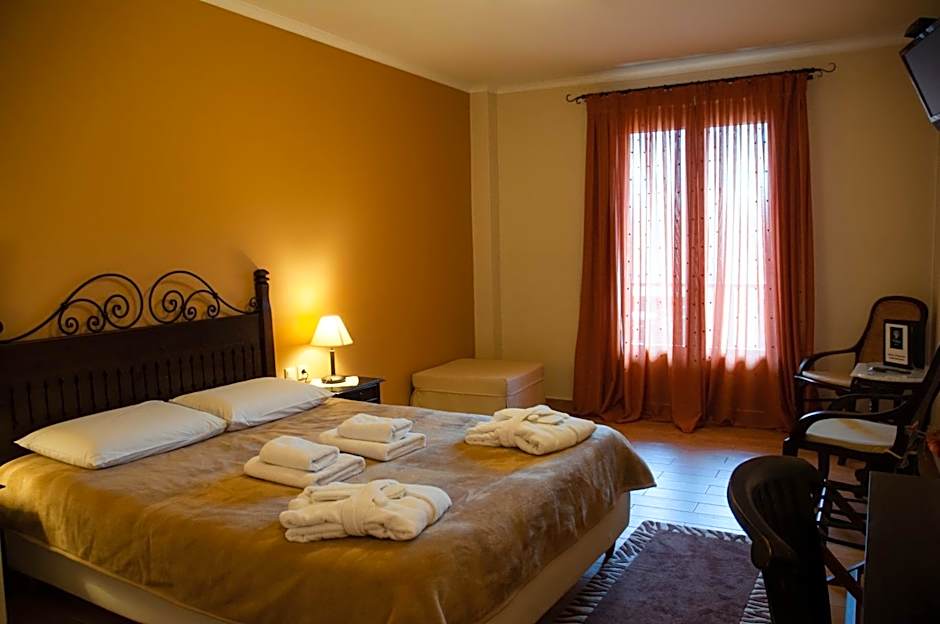 Melegos Inn Hotel