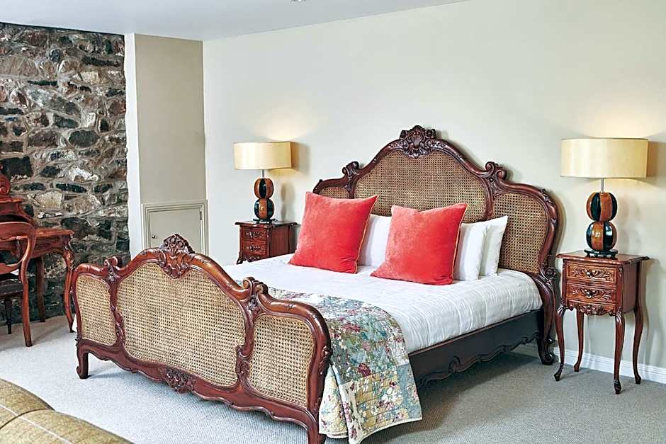 Brambles of Inveraray