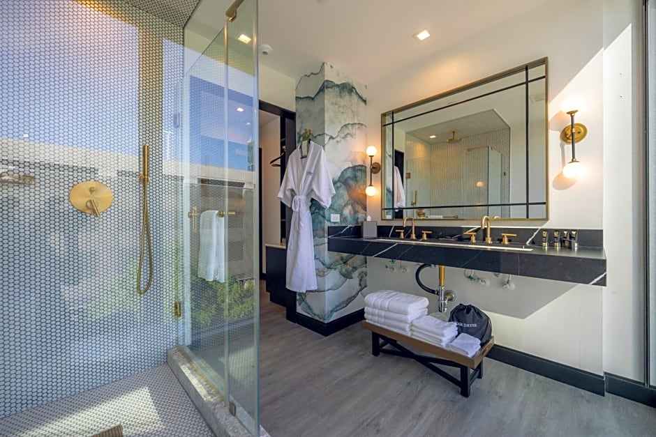 The Godfrey Hotel Hollywood