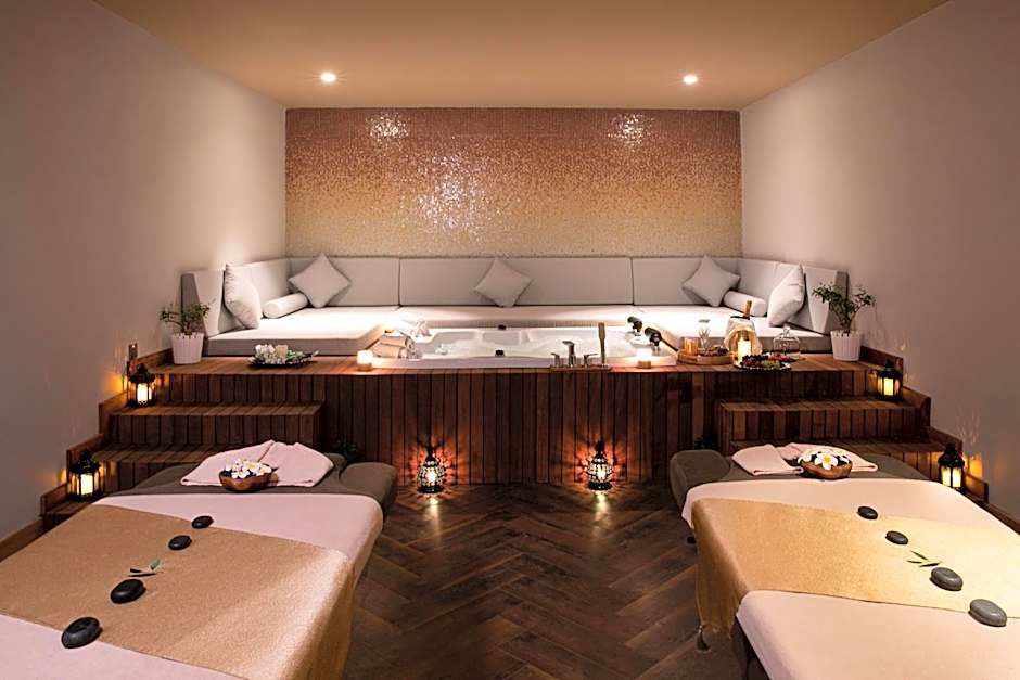 Merit Royal Diamond Hotel & SPA