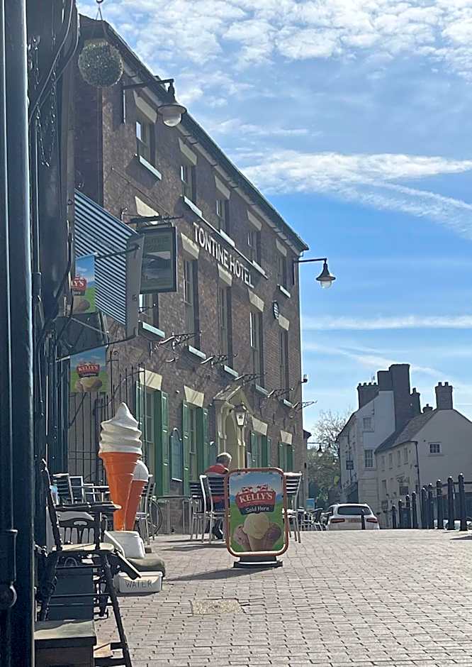 Tontine Hotel & Bar