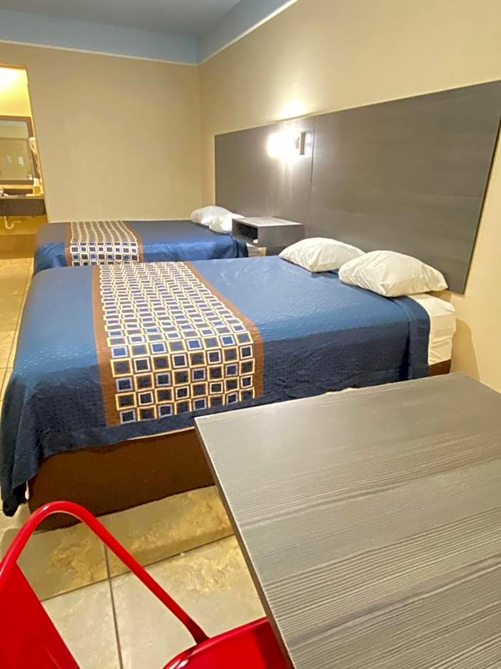 Texas Inn & Suites McAllen at La Plaza Mall and Airport