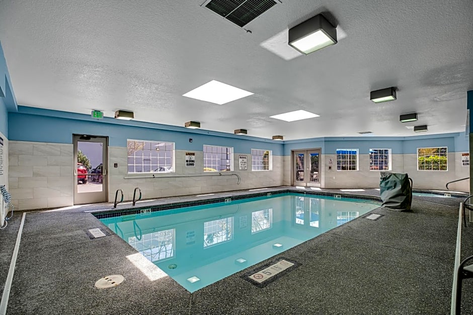 Holiday Inn Express Hotel & Suites Portland - Jantzen Beach By IHG