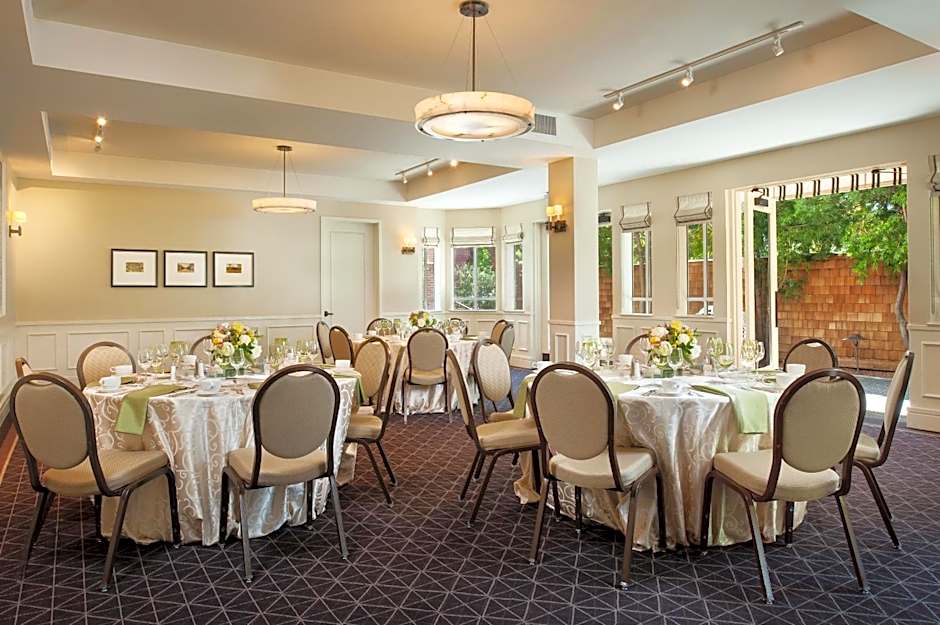 Stanford Park Hotel