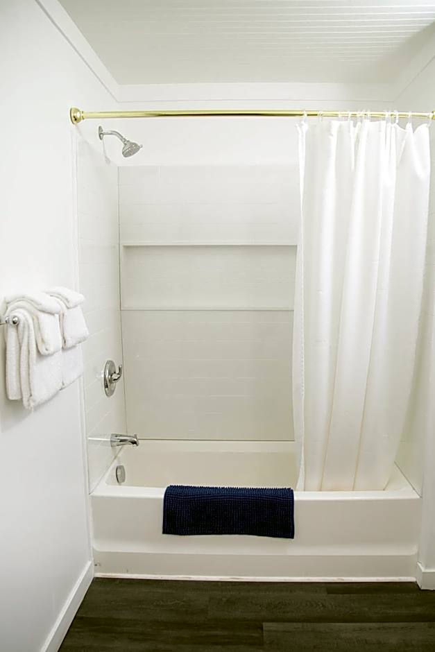 Westview Centre Motel Ltd