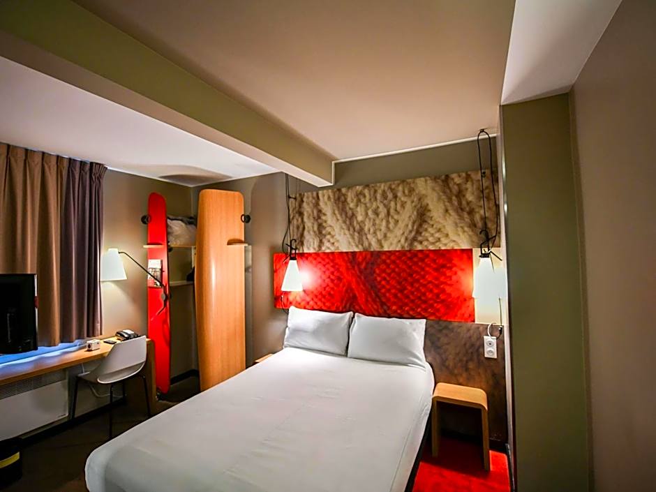 ibis Paris Canal Saint Martin