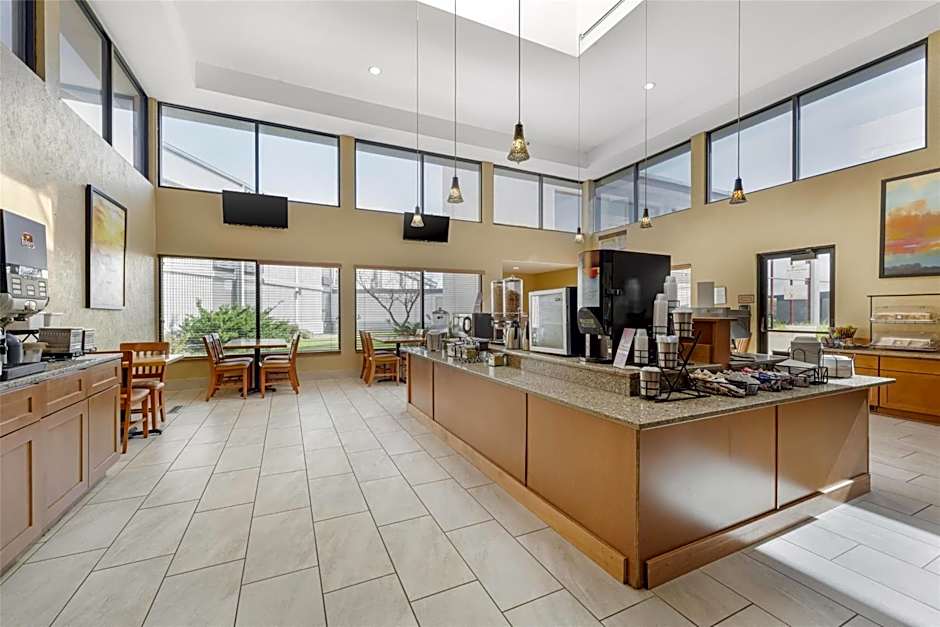 Best Western Plus York Hotel And Conference Center