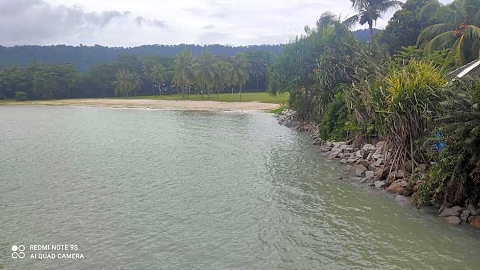 Villa Dalam laut 530