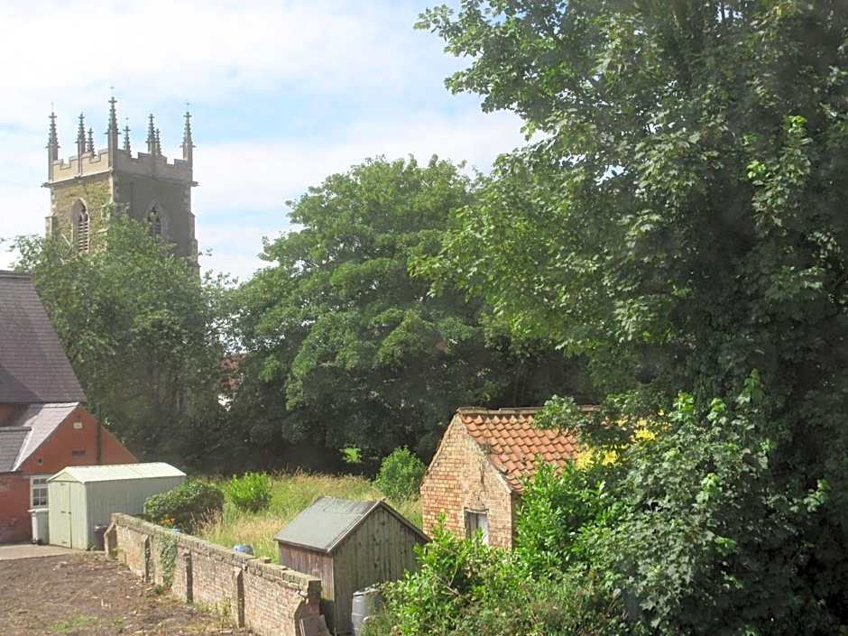 Anchor House 2 East Street Alford Lincolnshire LN13 9EQ