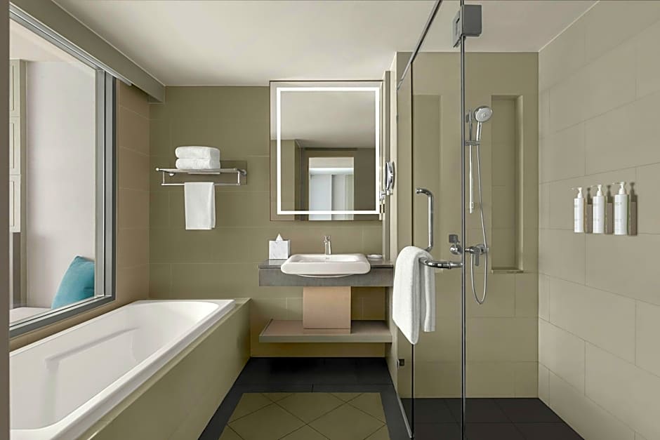 Photo 1 of 8 of Deluxe 2 Double Beds Guestroom, Bathtub