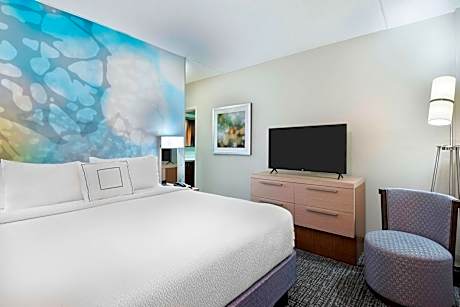 Suite, 1 Bedroom (1 King Bed and 1 Double Sofa Bed)