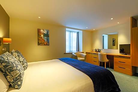 Fully Accessible Room