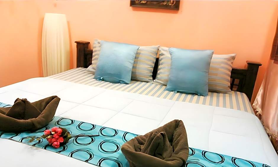 Tara Raft Kanchanaburi Guest House