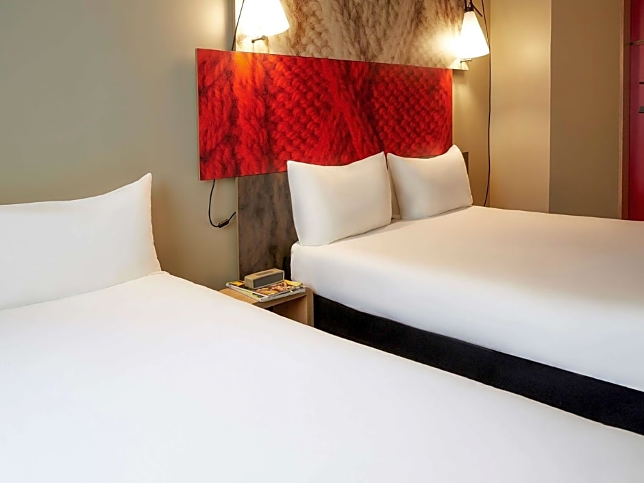 ibis Senlis