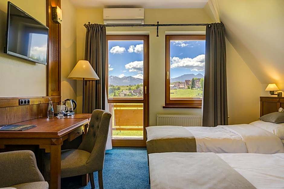 Hotel REDYK Ski&Relax - narty i widok na góry na wyciągnięcie ręki