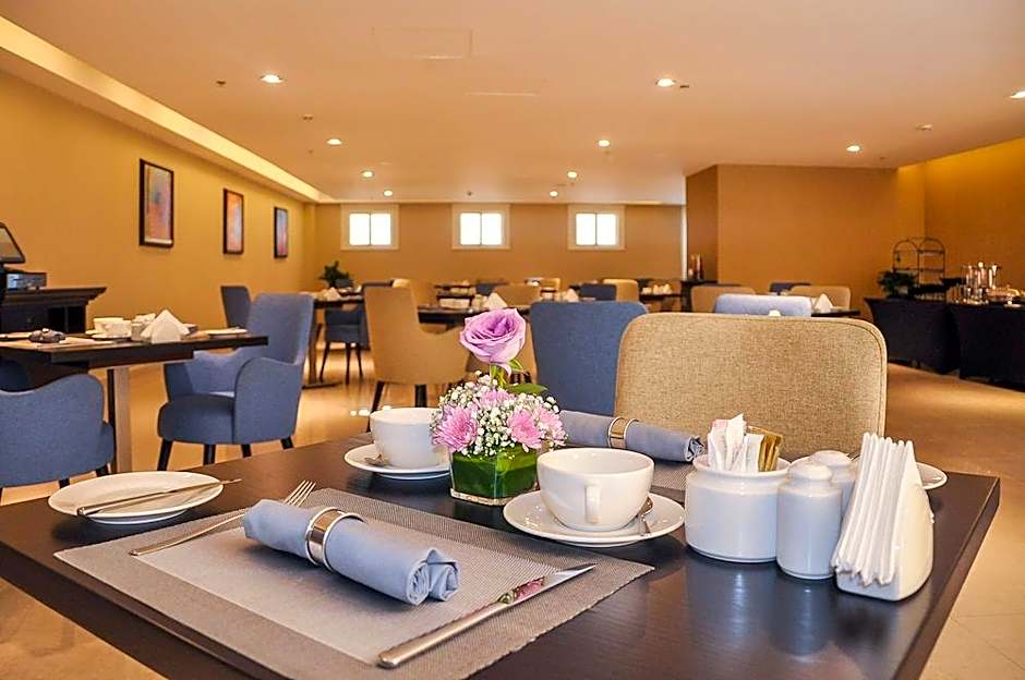 Somewhere Bliss Hotel