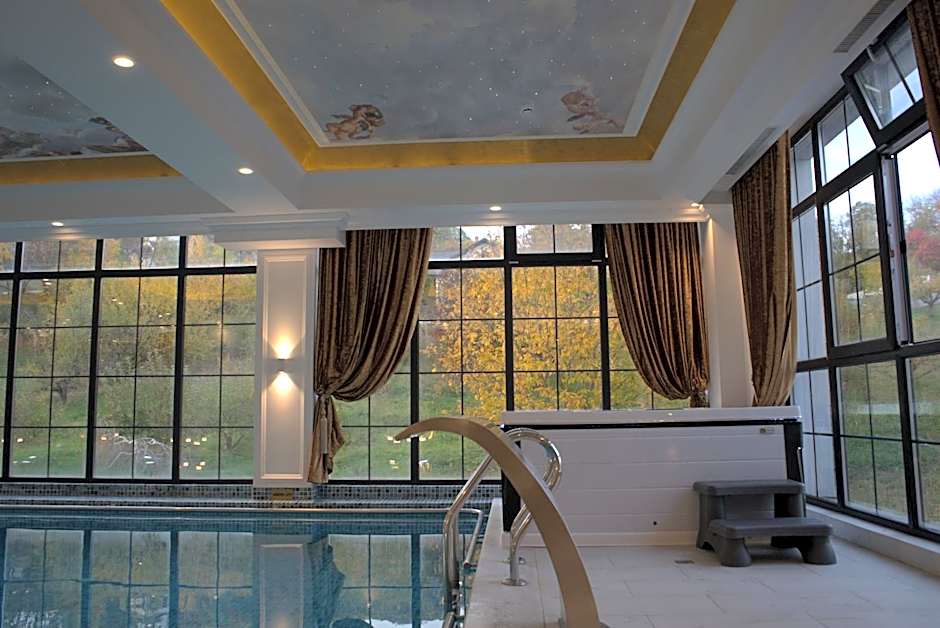 Hotel NOBLESSE Boutique&Spa