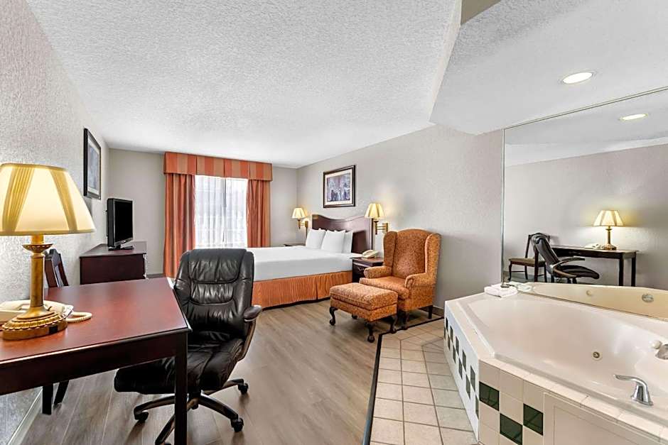 Country Inn & Suites by Radisson, Hot Springs, AR
