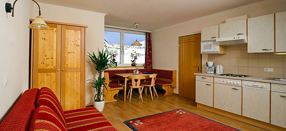 Hotel & Appartement Auerhahn