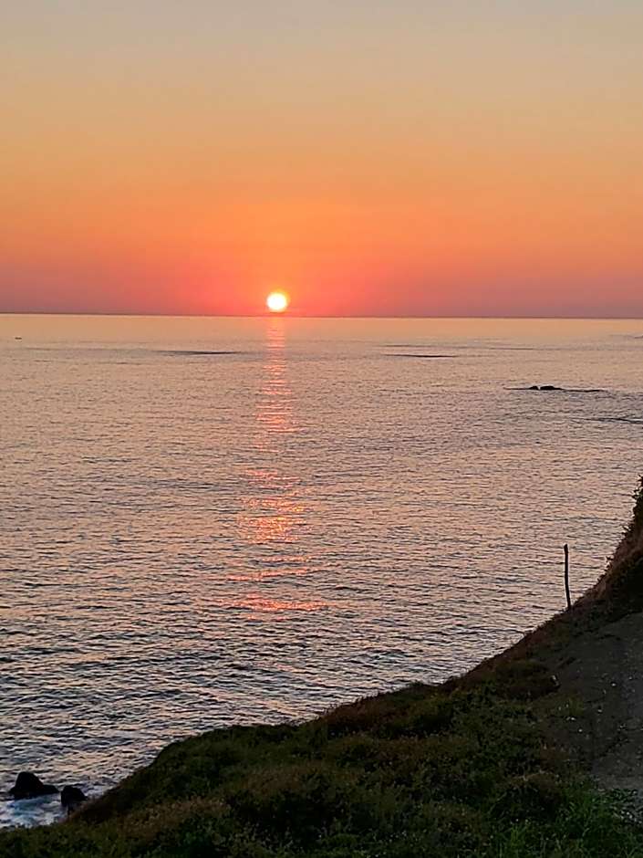 Hotel Luz de Mar ' right on the beach