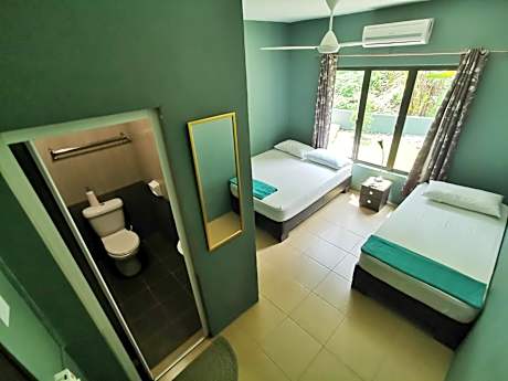 Triple Room with Private Bathroom