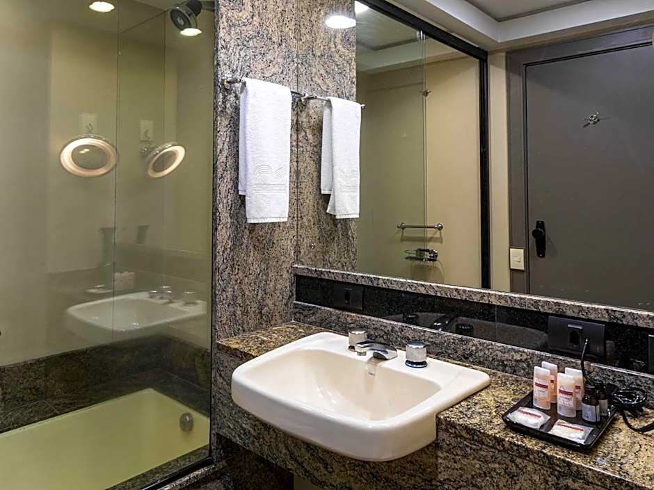 Grand Mercure Curitiba Rayon