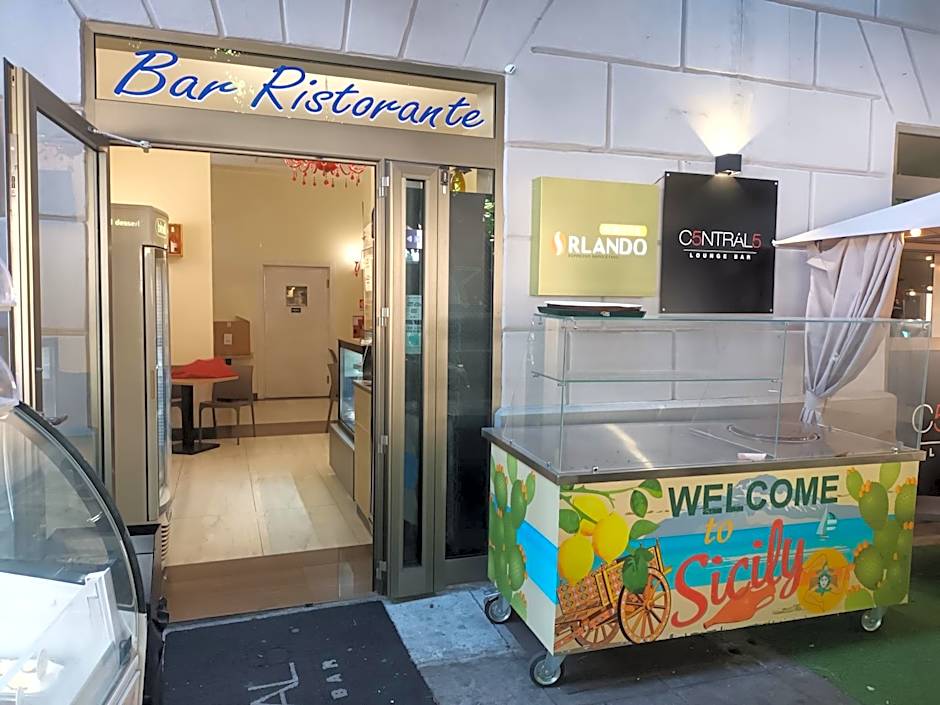 55 Aira Hotel