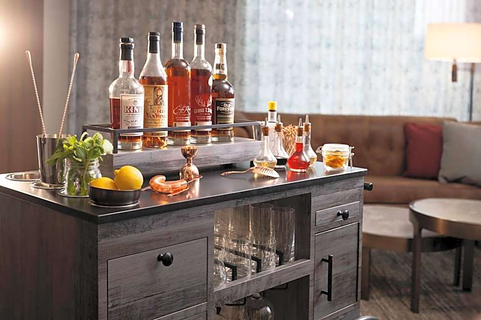 Hotel Distil, Autograph Collection