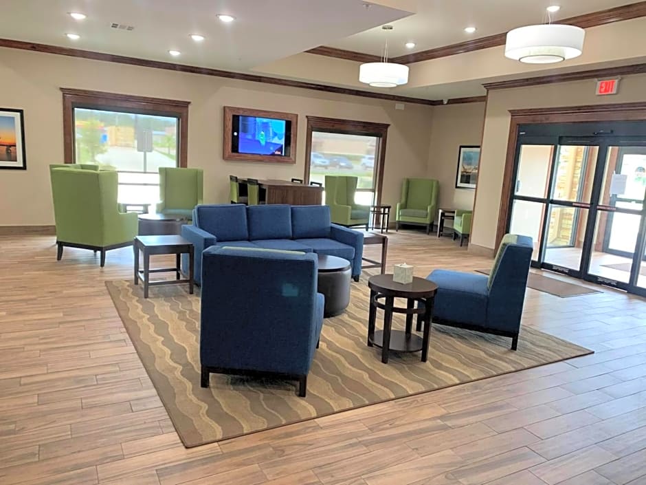 Comfort Suites West Monroe near Ike Hamilton Expo Center