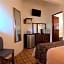 Hotel Mercurio - Caters to Gay Men