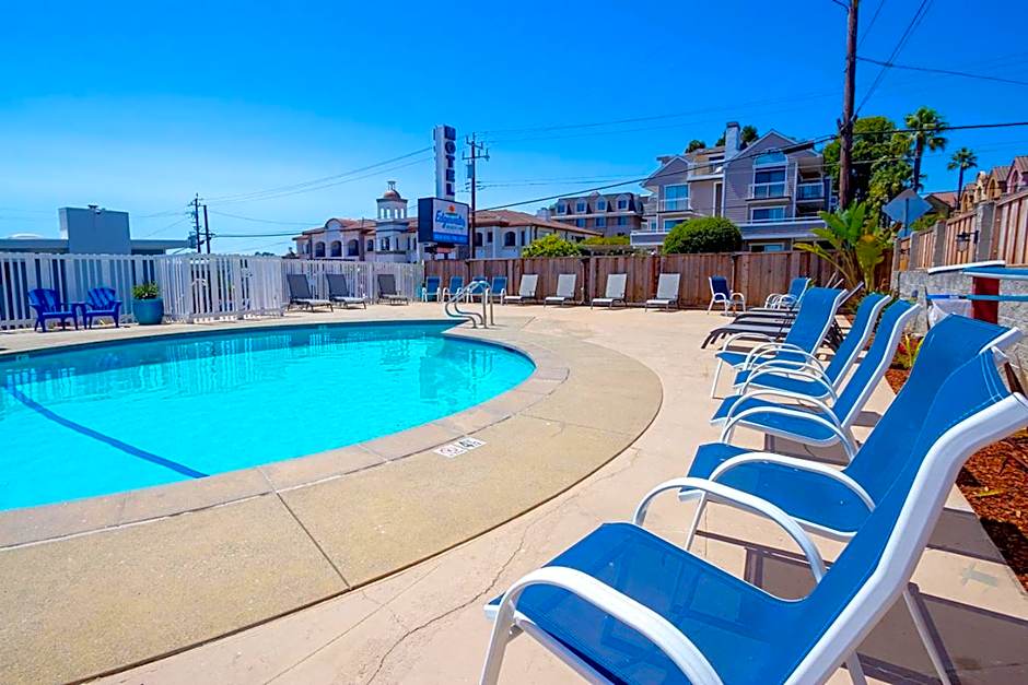 Edgewater Beach Inn