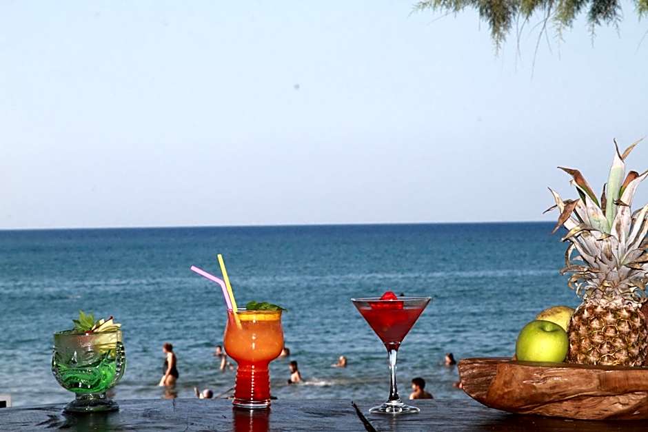 Maria Beach Hotel