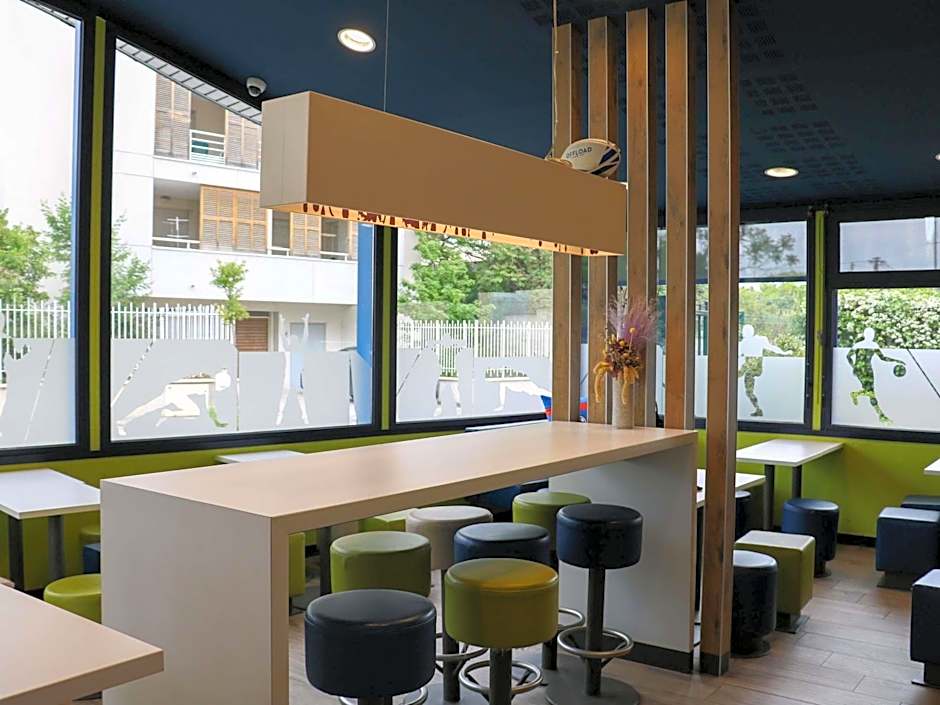 ibis budget Montpellier Sud Près d'Arènes